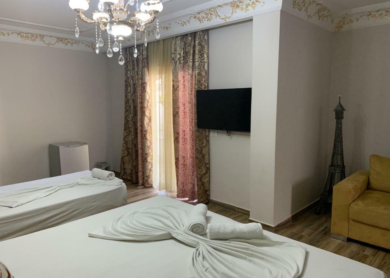 Hotel Antalya - Beach Durrës Eksteriør bilde